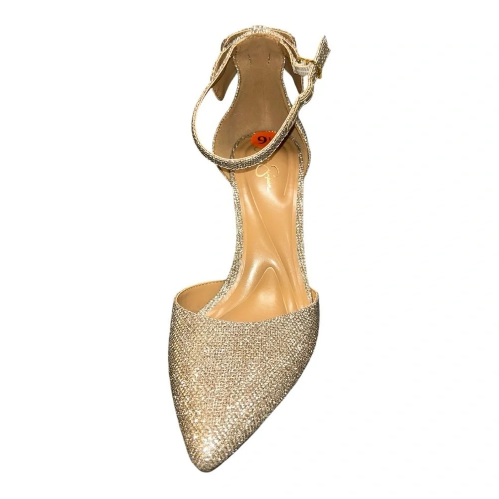 Jessica Simpson Whispie Pump heels In Gold. Brand new size 9.5 M - Picture 9 of 10